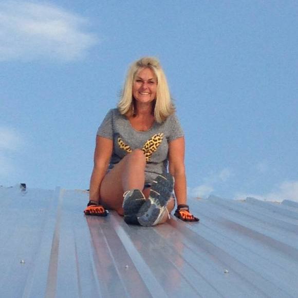 Meet your Posher, Katsie - Picture 1 of 1